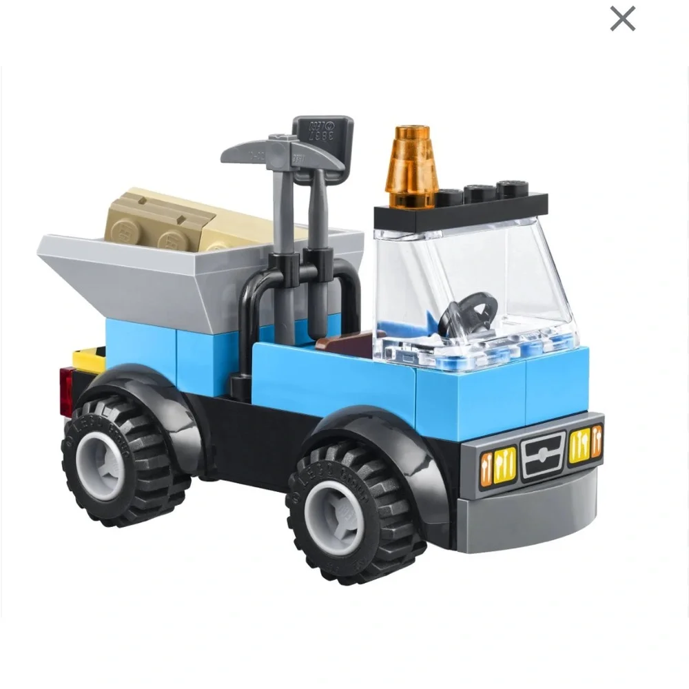 LEGO Juniors Easy to Build Construction Set (10667)